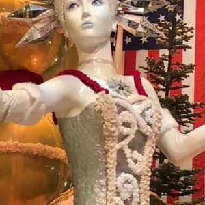 Meet your Posher, Caroline